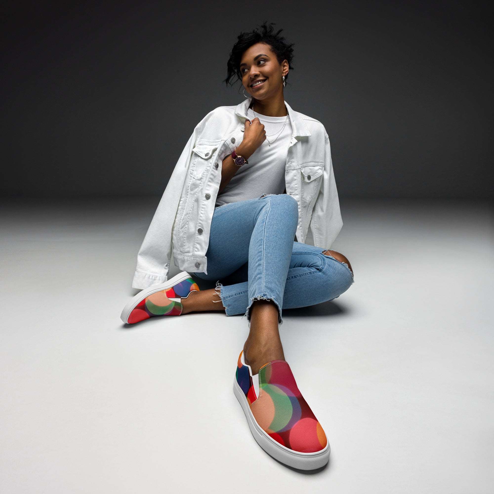 Circles Slip-on Canvas Sneakers